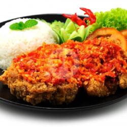 Nasi Bento Ayam Geprek