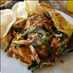 Gado-gado Telor Dadar Nasi