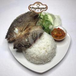 Lalapan Ikan Mujaher