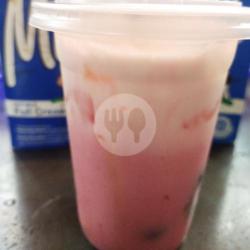 Boba Strawberry Freshmilk