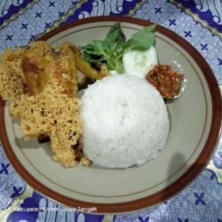 Nasi Sayap Kremes