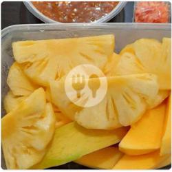 Rujak Cowel Nanas