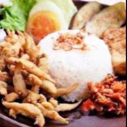 Nasi Wader Crispy Sambal Geprek/trasi