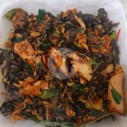 Daun Pepaya Cakalang