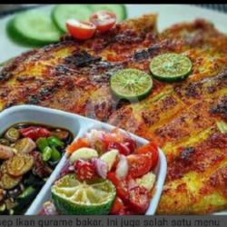 Ikan Gurameh Bakar Uk Besar Bumbu Pedas/manis