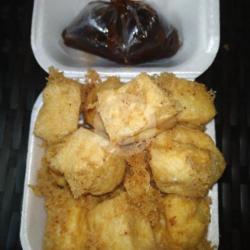 Tahu Crispy Plus Sambel Petis