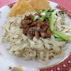 Mie Gepeng Ayam Pangsit