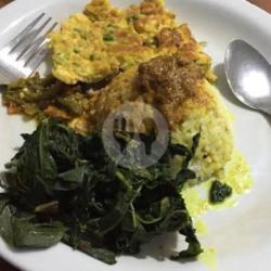 Nasi Padang Lauk Telur Dadar