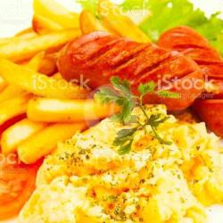 Scramble Eggs With Sausage