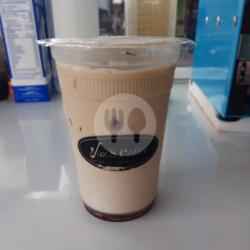 Kopi Susu Huzelnut.