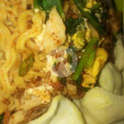 Mie Goreng Spesial Pedas Mampus