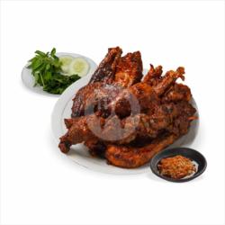 Bebek Bakar Utuh