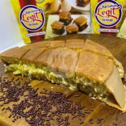 Martabak Manis Tiramisu Cokelat