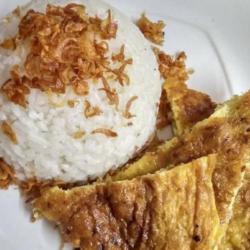 Nasi Uduk Telor Dadar