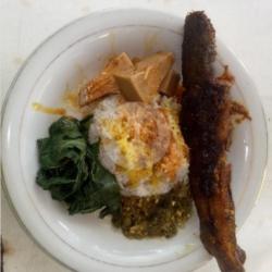 Nasi Ramas Lele Goreng