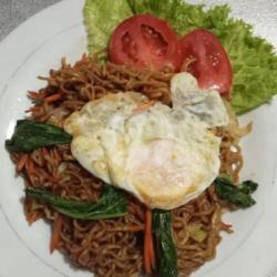 Fried Noodle Chicken