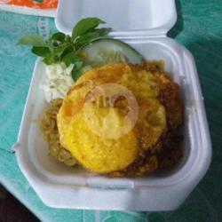 Mie Kobong Telur