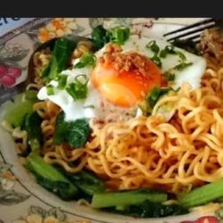 Indomie Goreng Sayur Telur