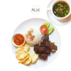 Soup Iga Sapi Bakar Rempah