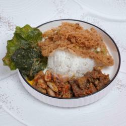 Nasi Dadar Sambal Daging Mercon