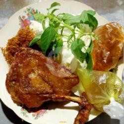 Paha Bebek  Nasi