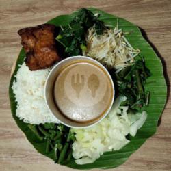 Nasi Pecel Tahu Bacem