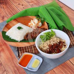 Cwie Mie   Bento Beef Teriyaki