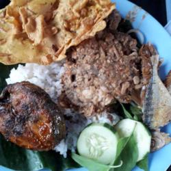 Nasi Sambel Tumpang Ikan Tongkol