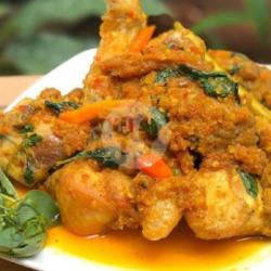 Ayam Woku - Woku Chicken