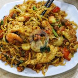 Ifumie Goreng Special