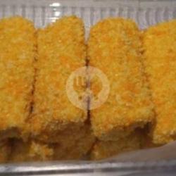 Promo Risoles Mayo Beef Hot 10 Pcs Frozen