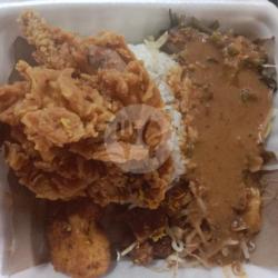 Nasi Pecel Ayam Krispy Telur