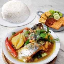 Nasi Pindang Patin