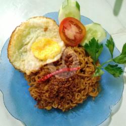 Mie Goreng Mata Sapi