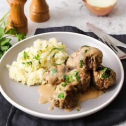 Swedish Meatballs 8 Pcs   Mashed Potato