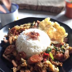 Nasi Uduk   Sosis Goreng   Tahu Goreng   Air Mineral (cup)