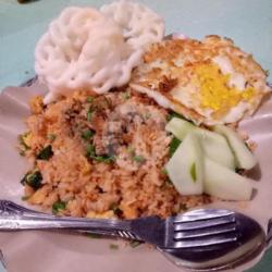 Nasi Goreng Telor Ceplok (bumbu Yang Special)