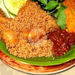 Nasi Goreng Ayam Penyet
