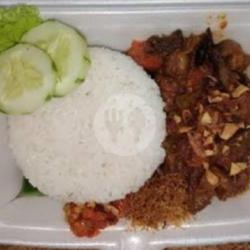 Nasi Krengsengan Pedas Ati Ampela