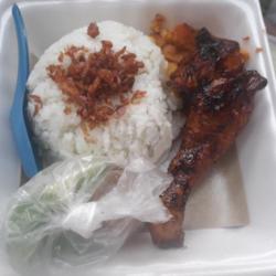 Nasi Uduk   Ayam Bakar