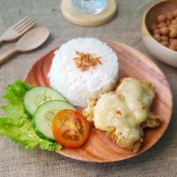 Nasi Ayam Geprek Keju Mozzarela