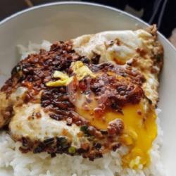 Nasi Telor Bumbu Kuah Sate (  Es Teh/air Minum Kemasan)