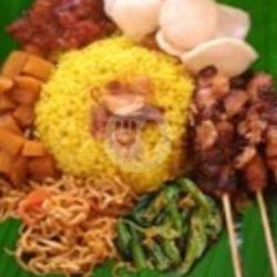 Paket Nasi Kuning Sate Ayam