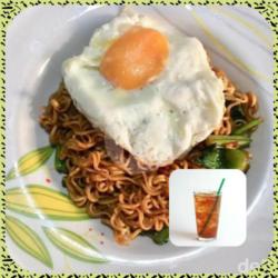 Mie Goreng Telur Plus Minuman