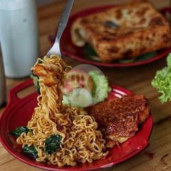 Indomie Chicken Katsu Geprek