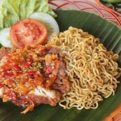 Mie Ayam Geprek Bawang 1