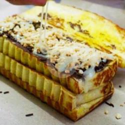 Roti Bakar Rasa Keju Kacang Dan Susu