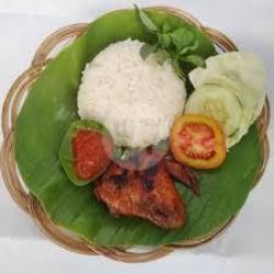 Nasi Ayam Bakar Sayap/dada   2 Tahu