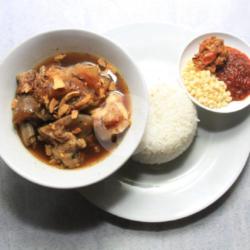 Spesial Nasi Rawon Kikil