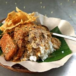 Nasi Lengko   Telur Bulat/rebus